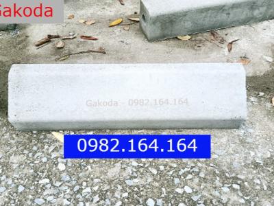 Bó vỉa vát 18x26x100